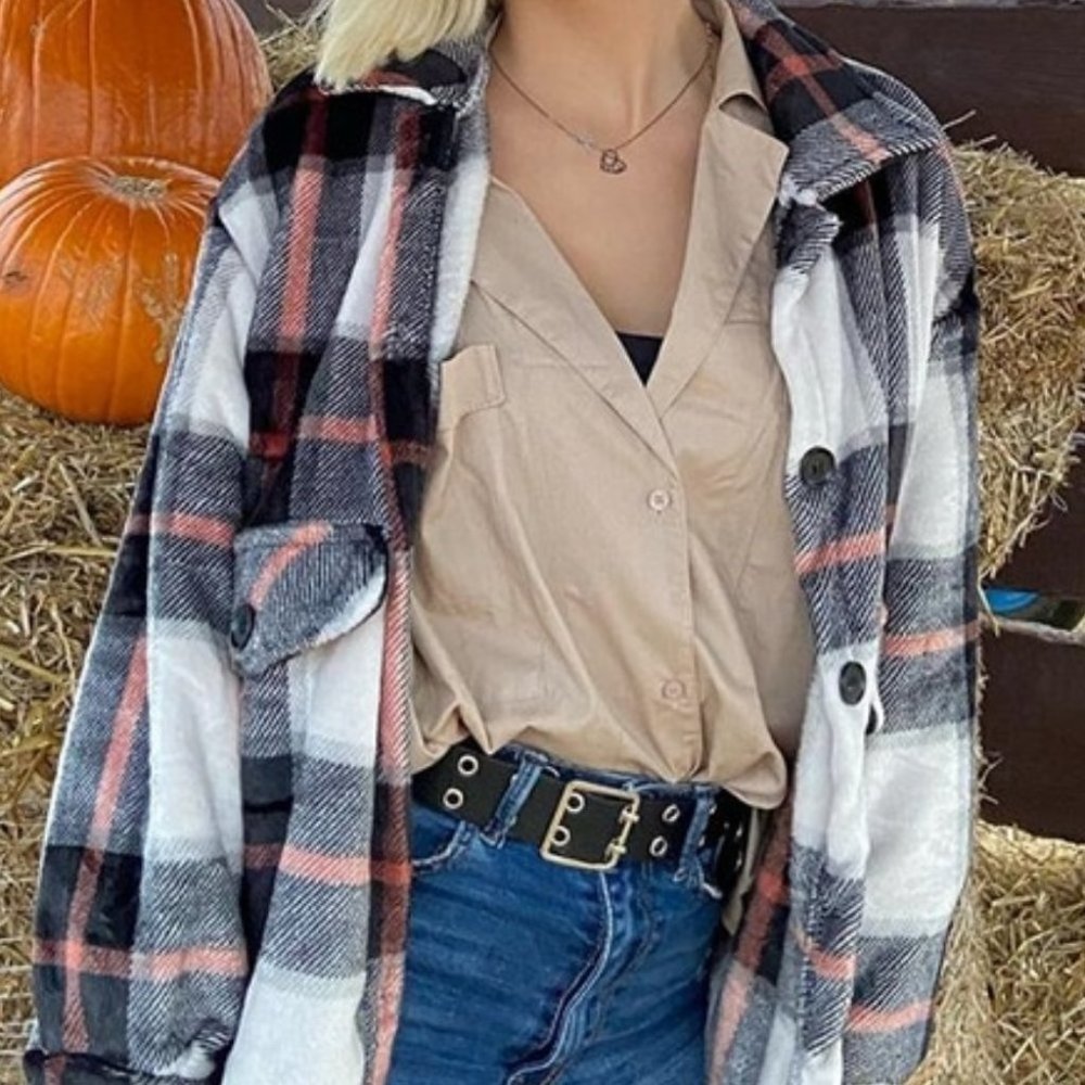 White black oversized plaid jacket shacket - Picture 7 of 8